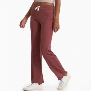Vuori Halo Wide Leg Flare Pant size small dreamknit